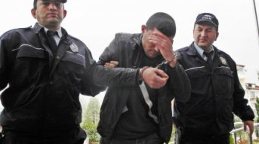 Sapanca'da 2 hırsızlık ş&uuml;phelisi su&ccedil;&uuml;st&uuml; yakalandı