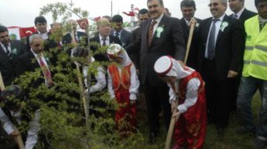 Eroğlu: Bayat 9 yılda önemli yatırımlar aldı