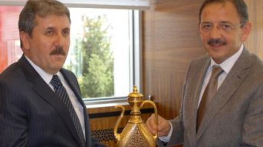 BBP Genel Başkanı Destici, Başkan &Ouml;zhaseki&rsquo;yi ziyaret etti