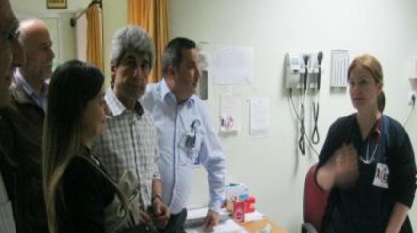 &Ccedil;ocuk Acil Servisinde Hekimlere Bı&ccedil;aklı Saldırı Girişimi