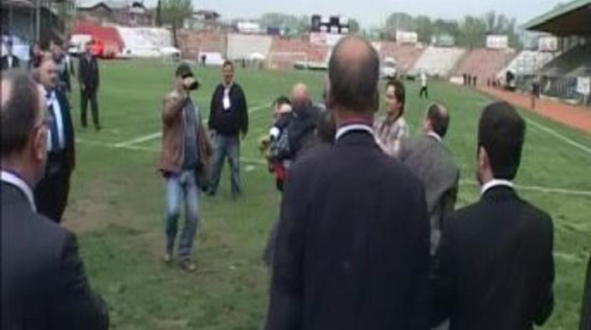 &Ccedil;ift&ccedil;ilerin kongresinde kavga &ccedil;ıktı