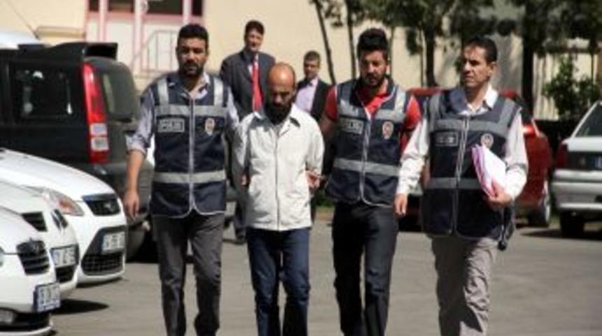 Emniyet M&uuml;d&uuml;r&uuml; Sağlam: Tefecilere bulaşıp ihya olan tek bir insan g&ouml;rmedim