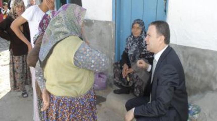 Uzunk&ouml;pr&uuml; Belediyesi, ihtiya&ccedil; sahibi vatandaşların evlerini onarıyor