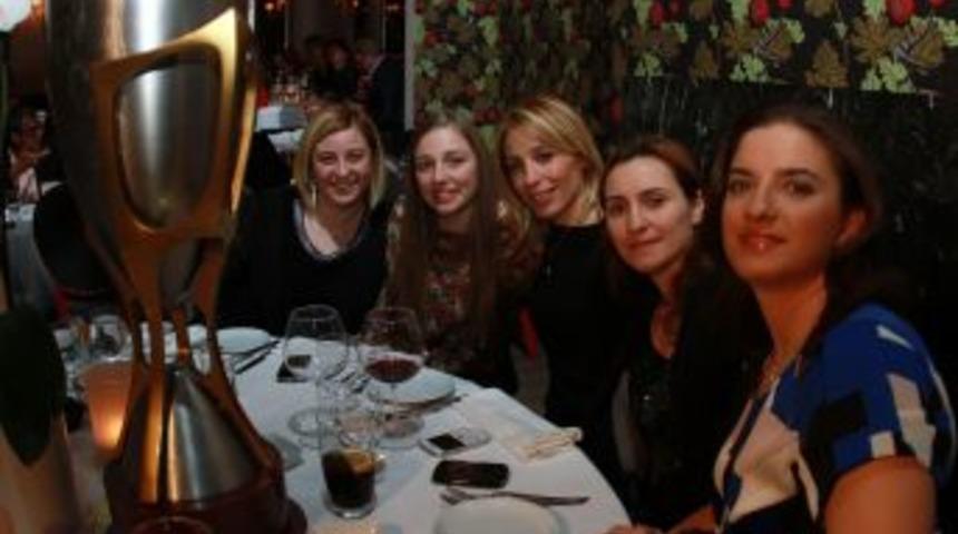 Fenerbah&ccedil;e, şampiyonluğunu kutladı