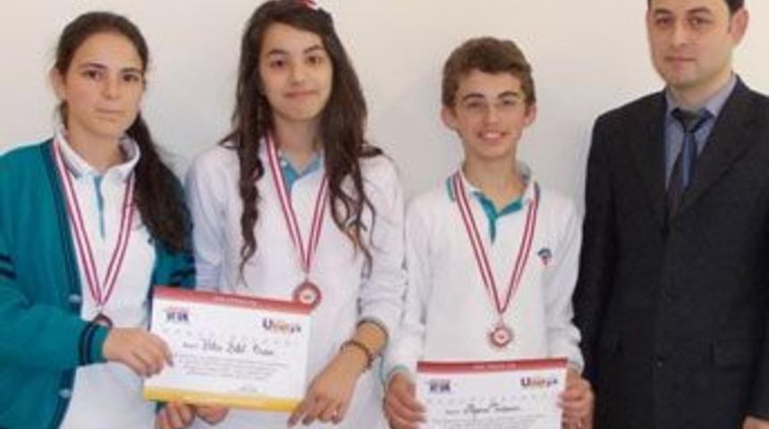 Manavgat Koleji&rsquo;ne 3 madalya