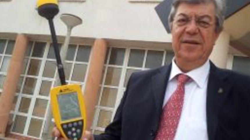 Acarer: Hi&ccedil; kimse baz istasyonlarının zararlı etkisini ispatlayamadı