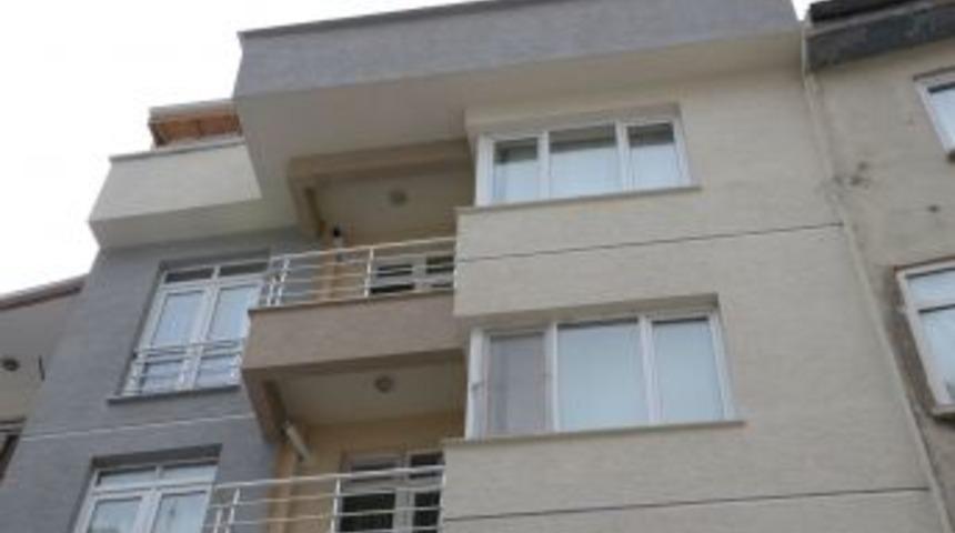 Eskişehir'de emekli albayın evindeki arama s&uuml;r&uuml;yor