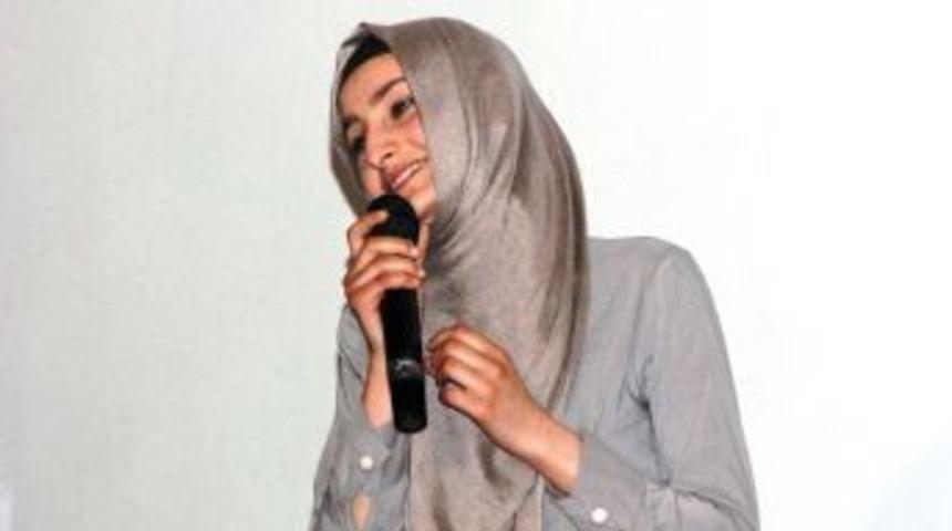 Sarıkamışlı ilköğretim öğrencileri, O'nu anlatan şiirlerle duygulandırdı