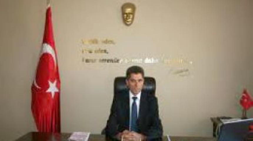 Kaymakam Yurt: İnternet kullanımında &ccedil;ocuklar başıboş bırakılmamalı