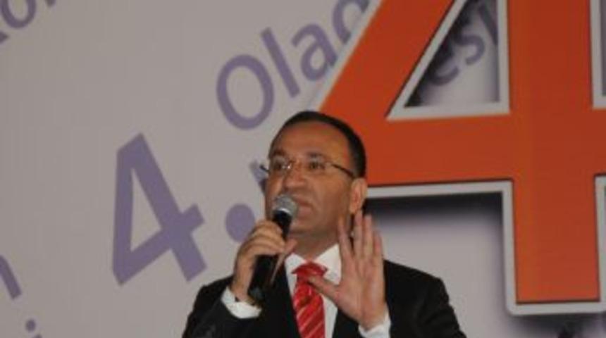 Bozdağ: 12 Eyl&uuml;l darbesini yapanlar bug&uuml;n hesap veriyor