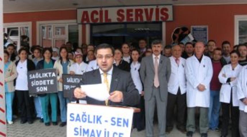Doktor cinayeti Simav&rsquo;da protesto edildi