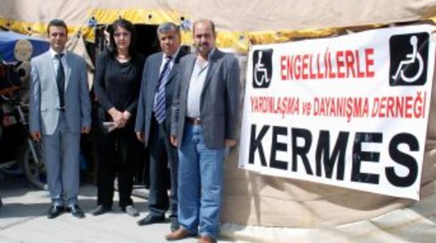 Kızıltepe'de Engelliler Yararına Kermes A&ccedil;ıldı