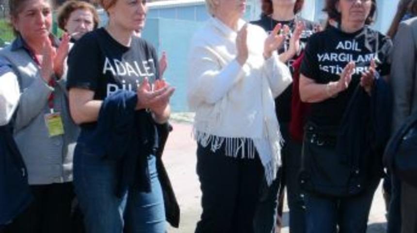 Balyoz davası avukatlarından duruşmaya girmeme a&ccedil;ıklaması