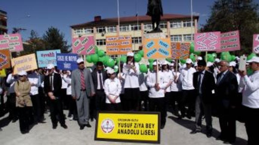 Oltu'da obeziteye karşı y&uuml;r&uuml;d&uuml;ler