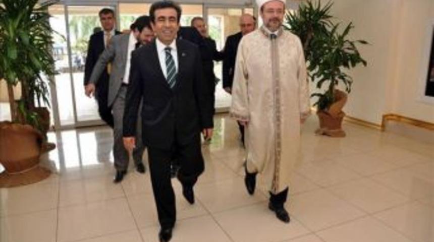 Diyanet İşleri Başkanı Mersin&rsquo;de.