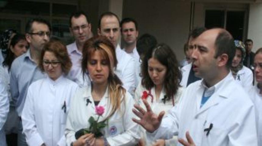 Doktor Arslan'ın &ouml;l&uuml;m&uuml; Nevşehir&rsquo;de de kınandı