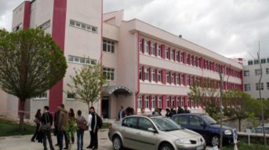 Muğla &Uuml;niversitesi'nde bomba korkusu