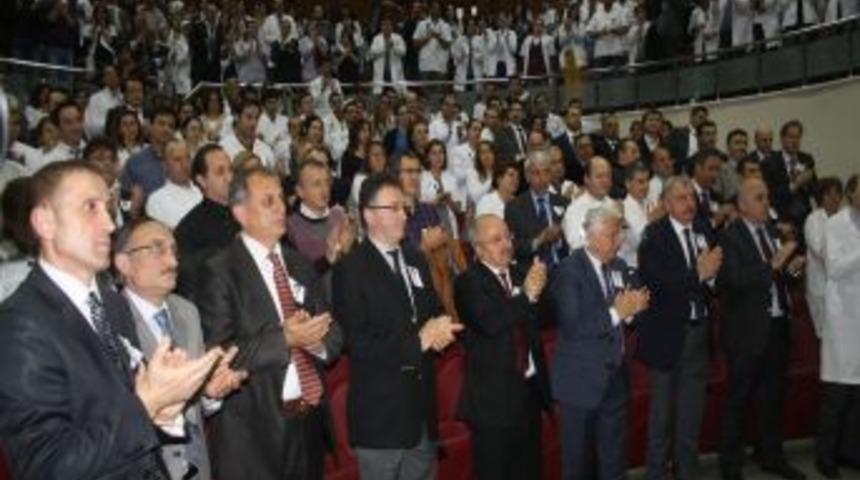 Gaziantep'te &ouml;ld&uuml;r&uuml;len Dr. Ersin Arslan, eğitim g&ouml;rd&uuml;ğ&uuml; KT&Uuml;'de anıldı