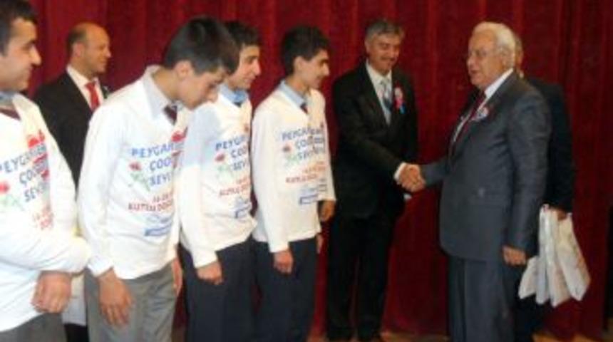 &Ouml;ğrencilerden Kutlu Doğum bilgi yarışmasına b&uuml;y&uuml;k ilgi