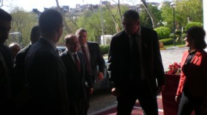 Barzani - Haşimi g&ouml;r&uuml;şmesi başladı