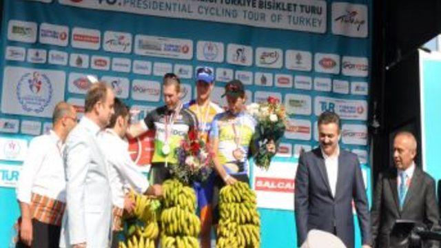 Bisikletin ilk etabında Hollandalı Theo Bos 1. oldu