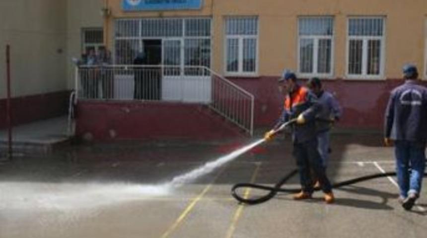 Okullarda temizlik kampanyası