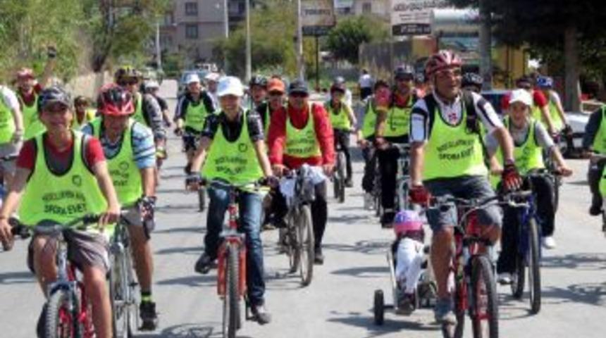 &lsquo;Uyuşturucuya hayır&rsquo; diyerek pedal &ccedil;evirdiler