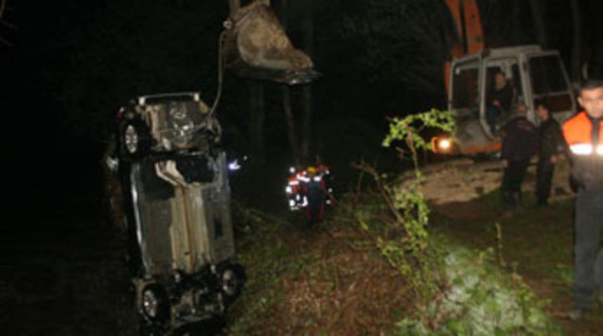 Otomobil dereye u&ccedil;tu: 1 kayıp