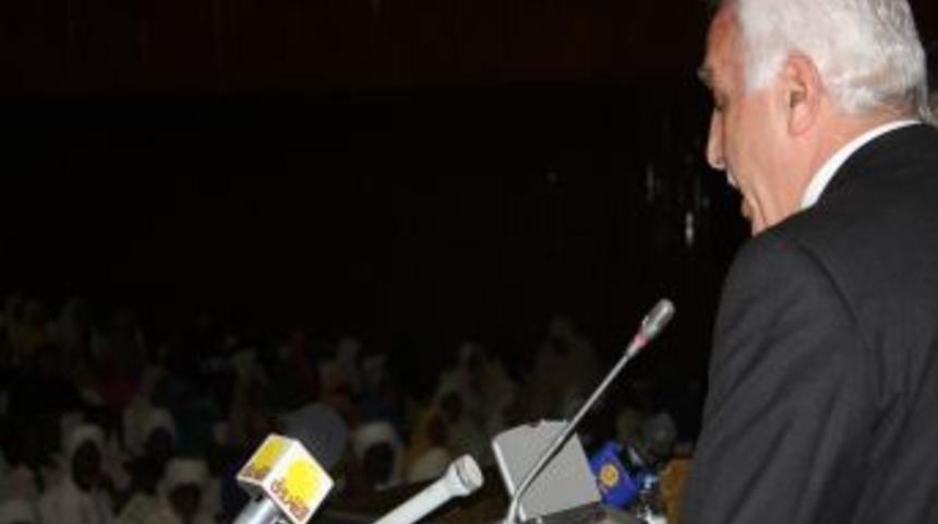 Saadet Partisi Genel Başkanı Kamalak, Sudan'da mahsur kaldı