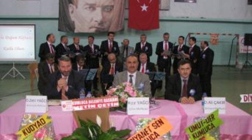 '&Ccedil;ocukların mutlu olması, peygamber ve Kur&rsquo;an ahlakı ile yetişmesine bağlı'