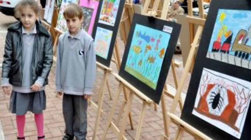 Serhat Koleji’nin ikizleri kişisel resim sergisi açtı