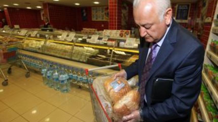 &Ccedil;ankaya'da son kullanma tarihi ge&ccedil;en gıdalar imha edildi