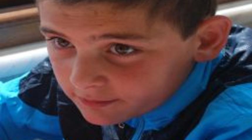 İlkel teleferik koptu: Baba kayıp, oğlu yaralı kurtuldu