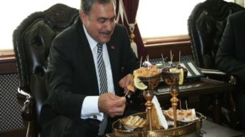 Bakan Eroğlu: Ordumuzun dünyanın en güçlü ordusu olmasını istiyoruz.