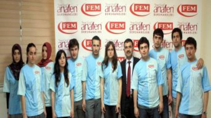 Mersin Fem Dershanesi YGS’de Türkiye 7.'si çıkardı