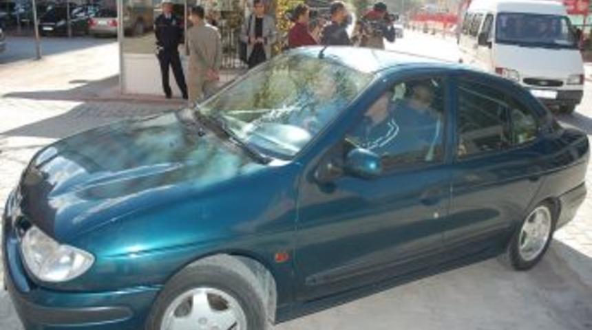 Oğul &Ccedil;illioğlu'nun yasadışı dinlenmesi soruşturmasında 8 askere tutuklama talebi