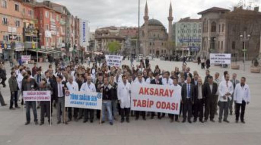 Ersin Arslan'ın &ouml;ld&uuml;r&uuml;lmesi Aksaray'da protesto edildi