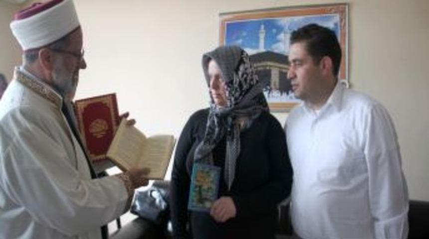 İsko&ccedil;yalı Lisa Hayrunnisa oldu