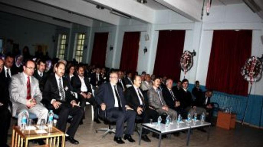 Meslek liseleri &ouml;ğrencileri ortaklaşa Kutlu Doğum programı d&uuml;zenledi