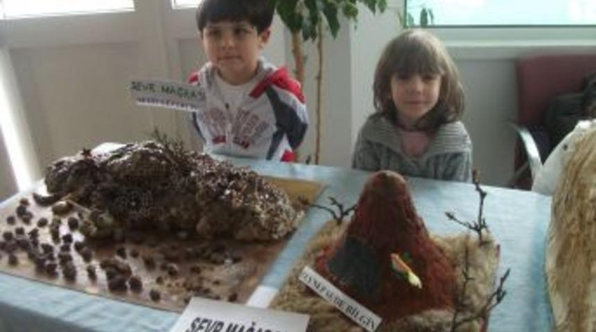 &Ouml;zel Sema Anaokulu &ouml;ğrencileri, Kutlu Doğum sergisi a&ccedil;tı