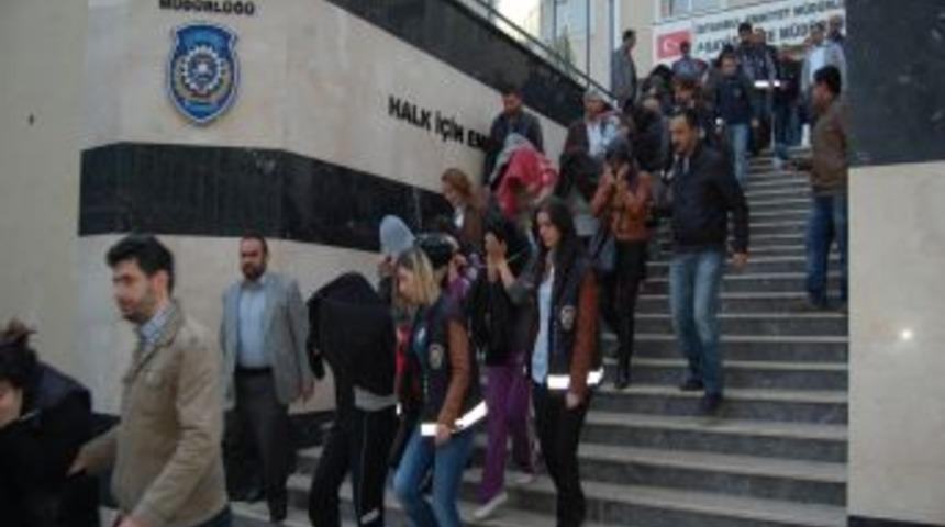 İstanbul&rsquo;da son yılların en b&uuml;y&uuml;k fuhuş operasyonu