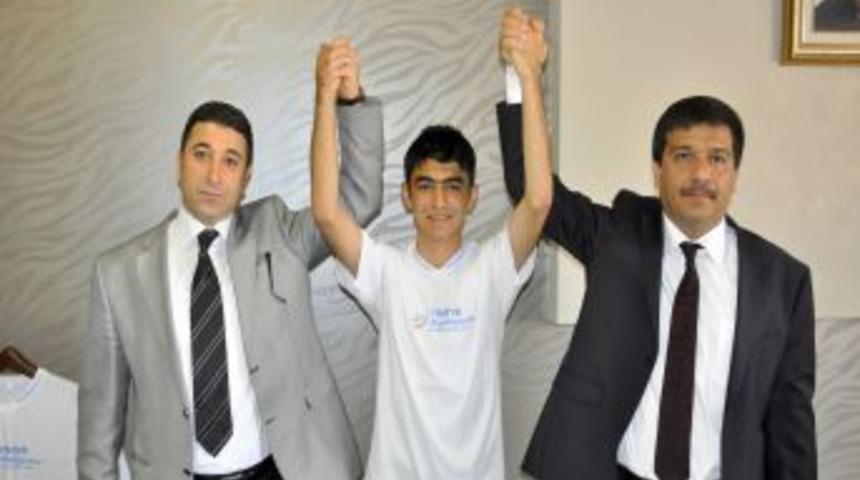 YGS birincisi Coşkun: 2 yıldan beri &ccedil;ok d&uuml;zenli bir şekilde &ccedil;alıştım