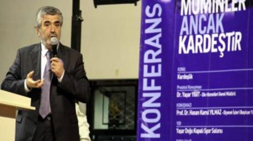 Prof. Dr. Yılmaz: Fasıkların getirdiği haberlere itibar etmeyin