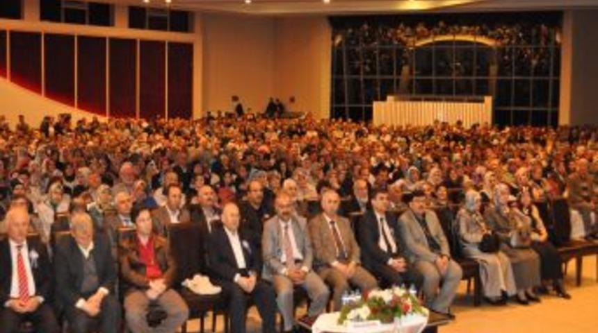 Balıkesir'de binlerce kişi Hz. Muhammed  i&ccedil;in buluştu