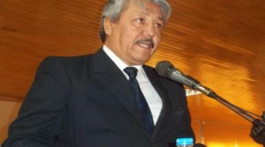 Do&ccedil;. Dr. Altuntaş: M&uuml;min sevgisini g&ouml;nl&uuml;nde saklamamalı