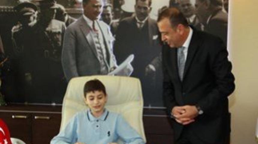 Ataşehir&rsquo;e bir g&uuml;nl&uuml;k &ccedil;ocuk başkan