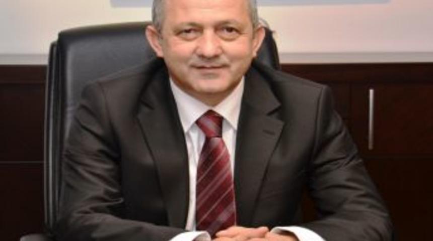 Vatandaşın Haberi Olmadan Polis Yakalıyor