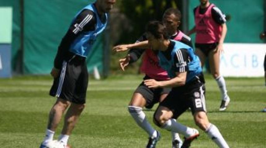 Beşiktaş'ta, Fenerbah&ccedil;e ma&ccedil;ının hazırlıkları başladı