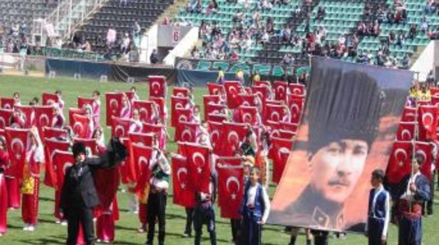 Denizli&rsquo;de 23 Nisan coşkusu