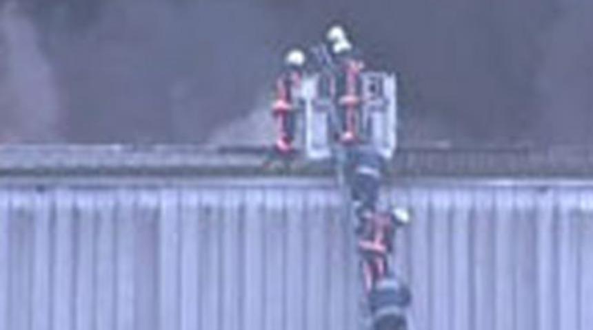 İtfaiyeciler son anda kurtuldu